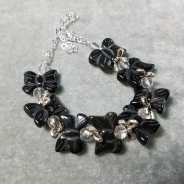 Carved Onyx and White Quartz Bracelet